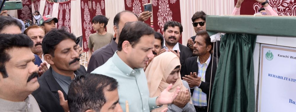 Mayor Karachi Inaugurating Essa Nagri Katchi Abadi Water Project